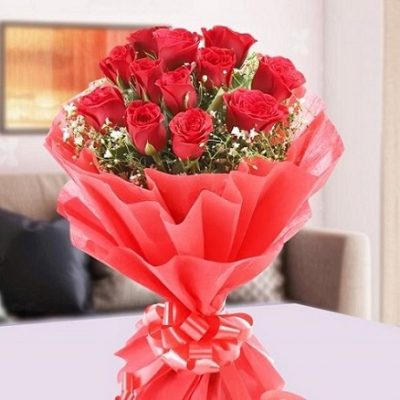 12 Exotic Red Roses Bouquet